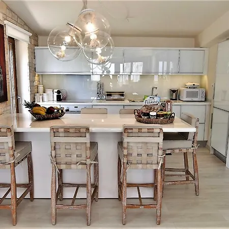 Evangelia Villa La Canea